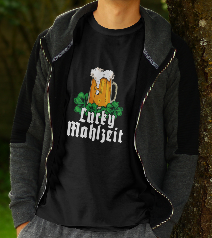Lucky Mahlzeit St Patricks Day Beer With Shamrock Clovers T-Shirt