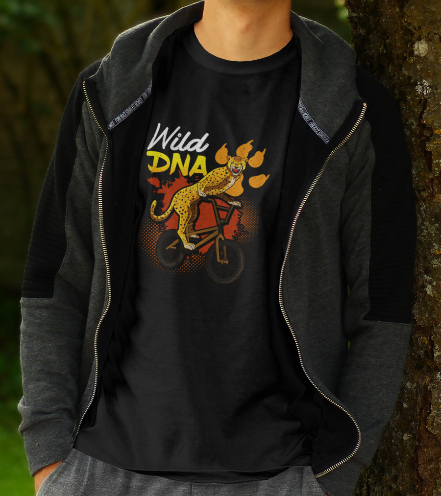 Wild DNA Bicycle Cheetah Biker Wildlife Lover T-Shirt