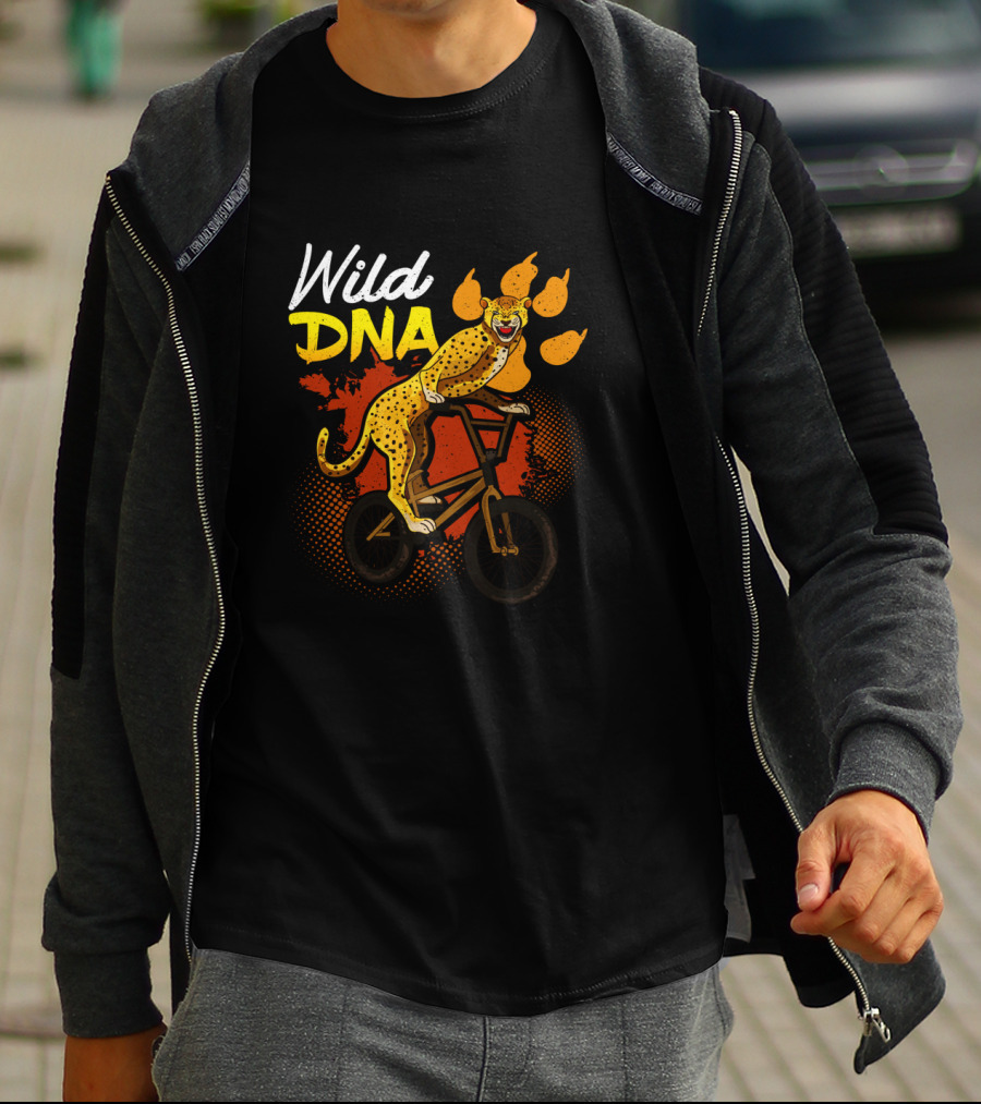 Wild DNA Bicycle Cheetah Biker Wildlife Lover T-Shirt