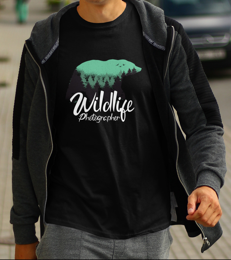 Wildlife Photographer Bear Forest T-Shirt