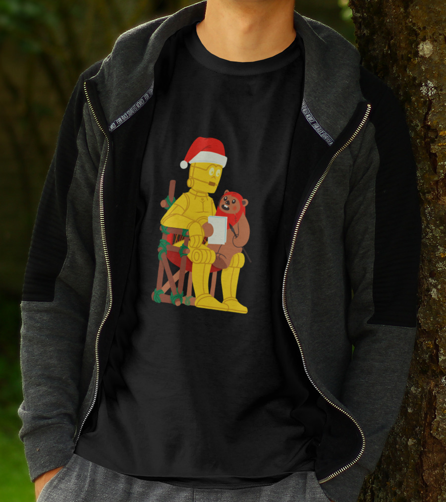Star Wars Holiday Santa C 3PO And Ewok Christmas Chair Scene T-Shirt