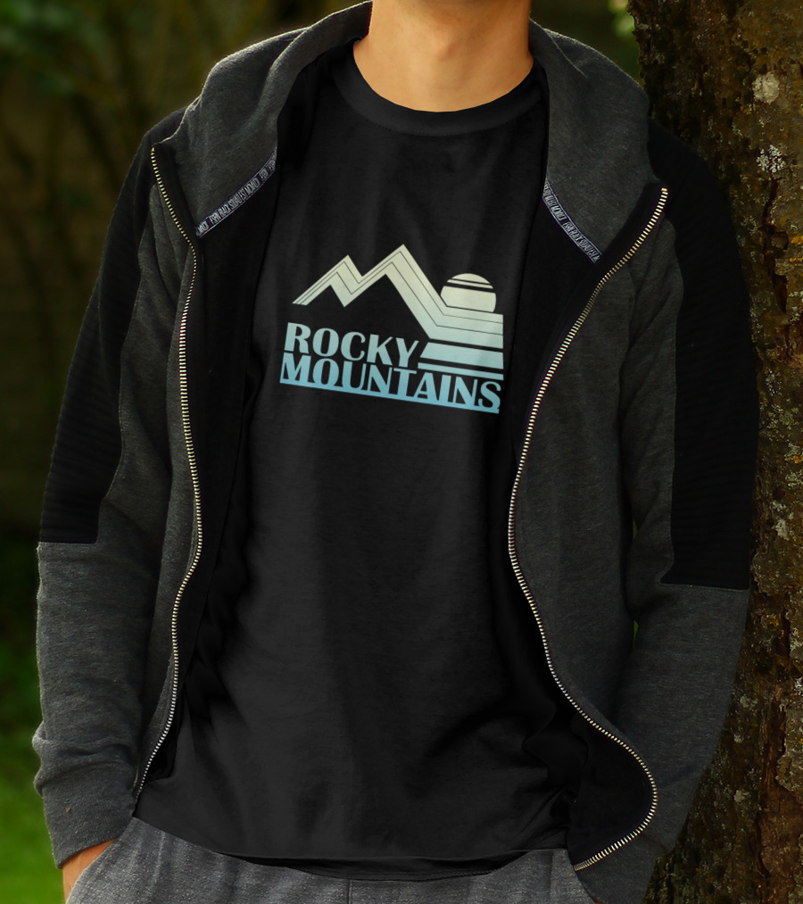 ROCKY MOUNTAINS Retro Sunset Logo Iconic Mountainscape T-Shirt