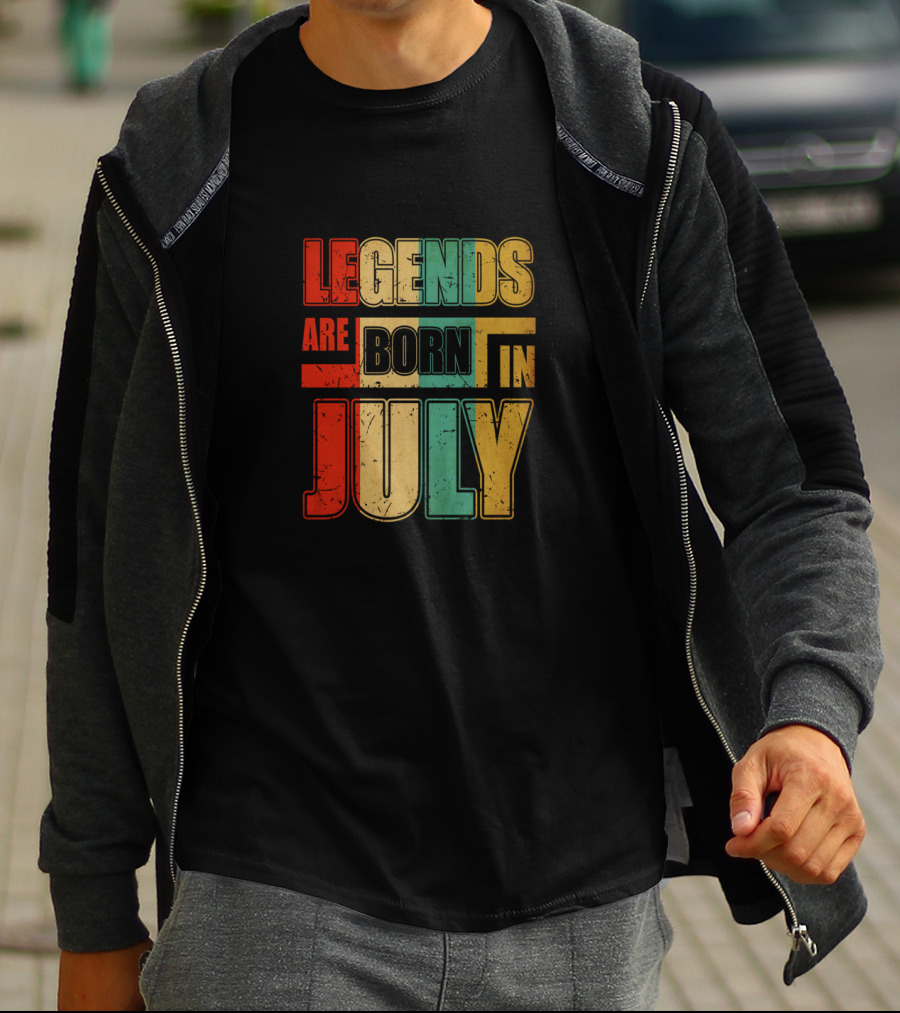 Retro Legends Are Born In July Cool T-Shirt