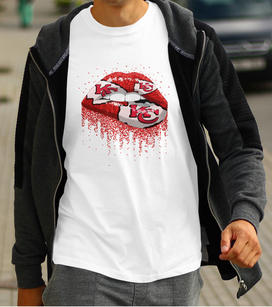 Kansas City Chiefs Red Glitter Lips T-Shirt