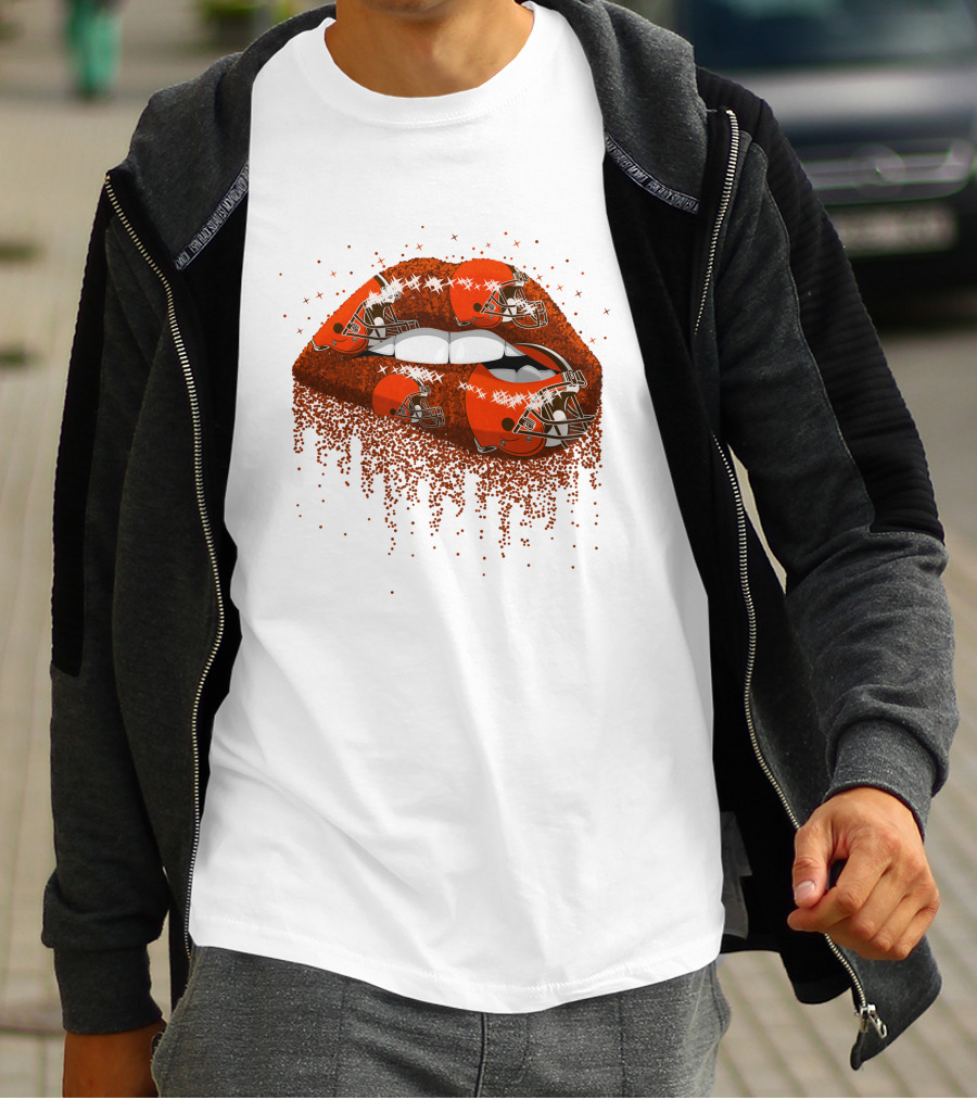 Cleveland Browns Helmet Sparkle Lips T-Shirt