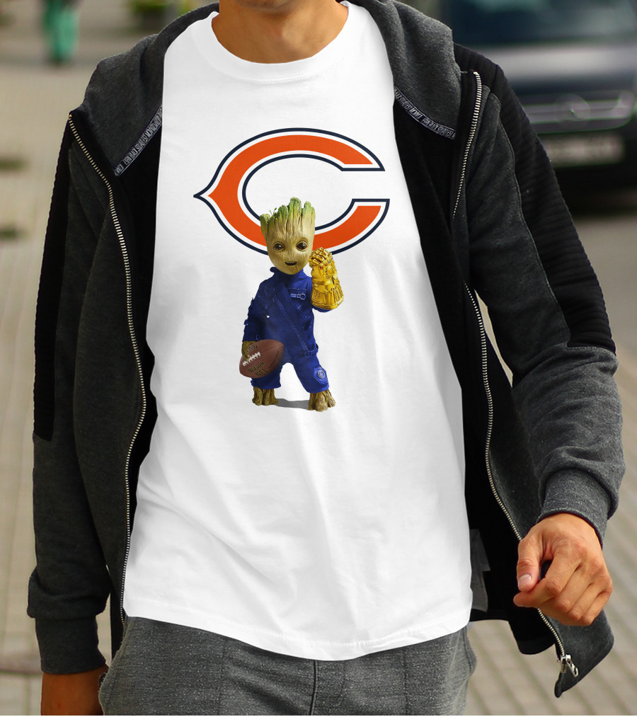 Chicago Bears Groot Football Infinity Gauntlet T-Shirt