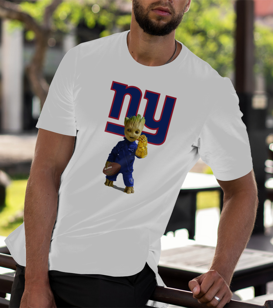 NY Giants Groot Football Infinity Gauntlet T-Shirt