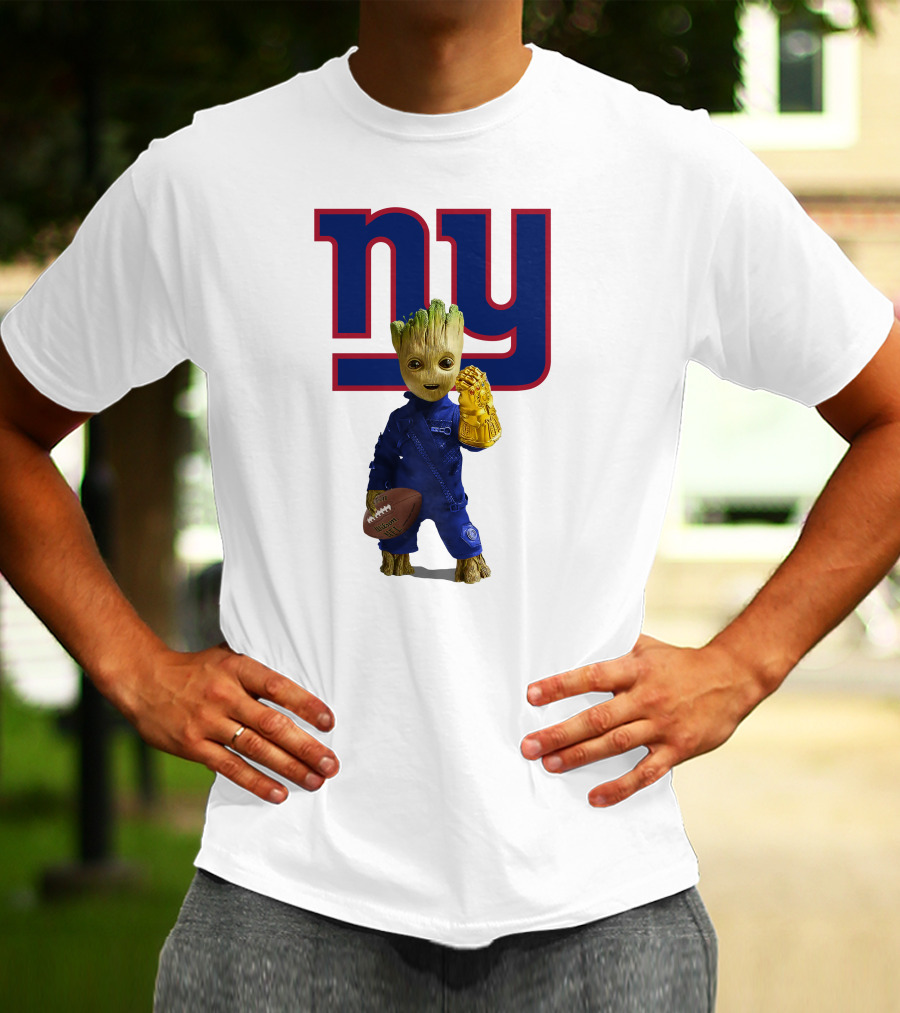 NY Giants Groot Football Infinity Gauntlet T-Shirt