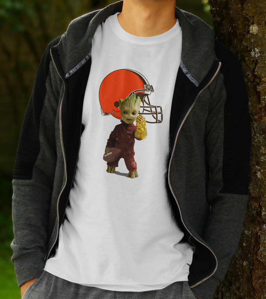 Cleveland Browns Football Groot And Infinity Gauntlet T-Shirt