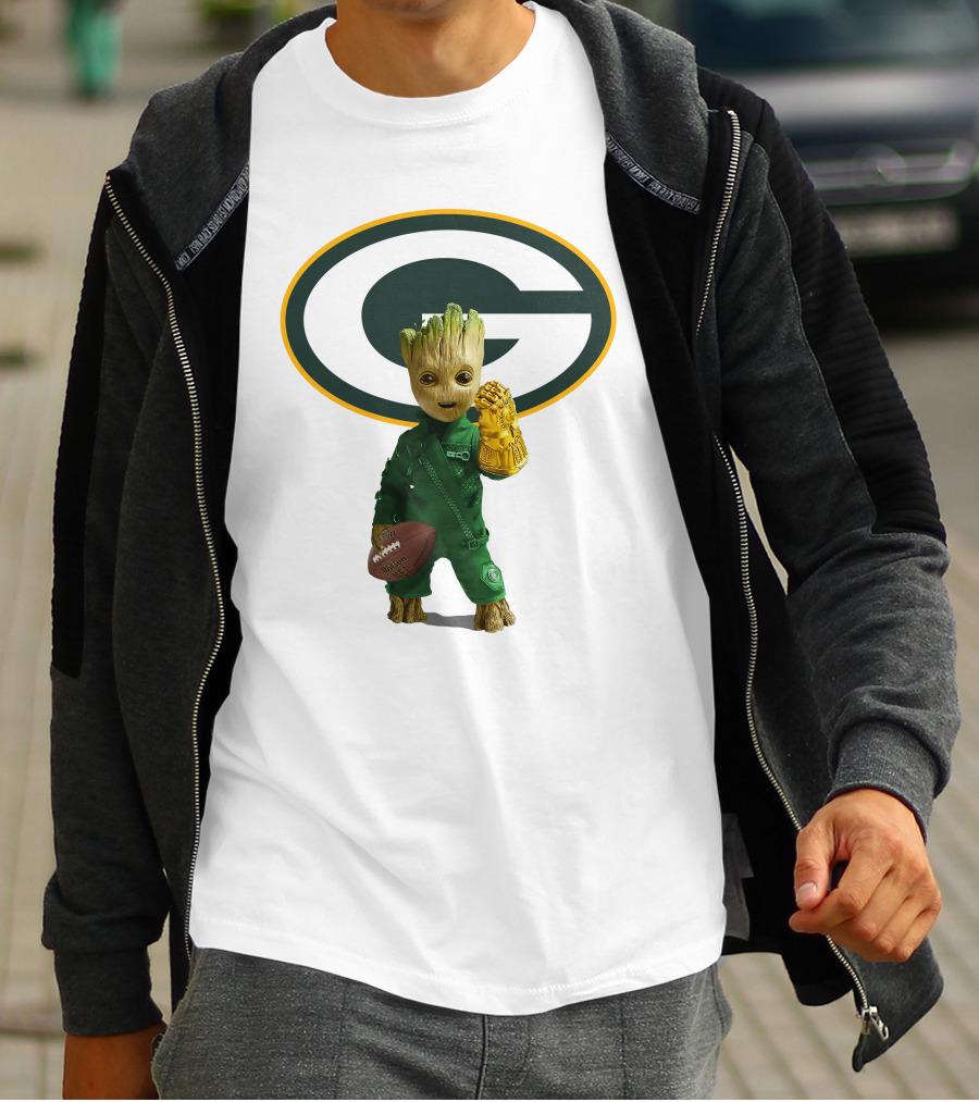 Green Bay Packers Groot Football Holding Infinity Gauntlet T-Shirt