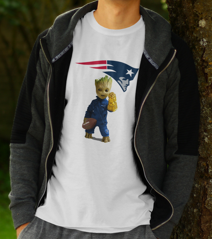 New England Patriots Groot Football Infinity Gauntlet T-Shirt