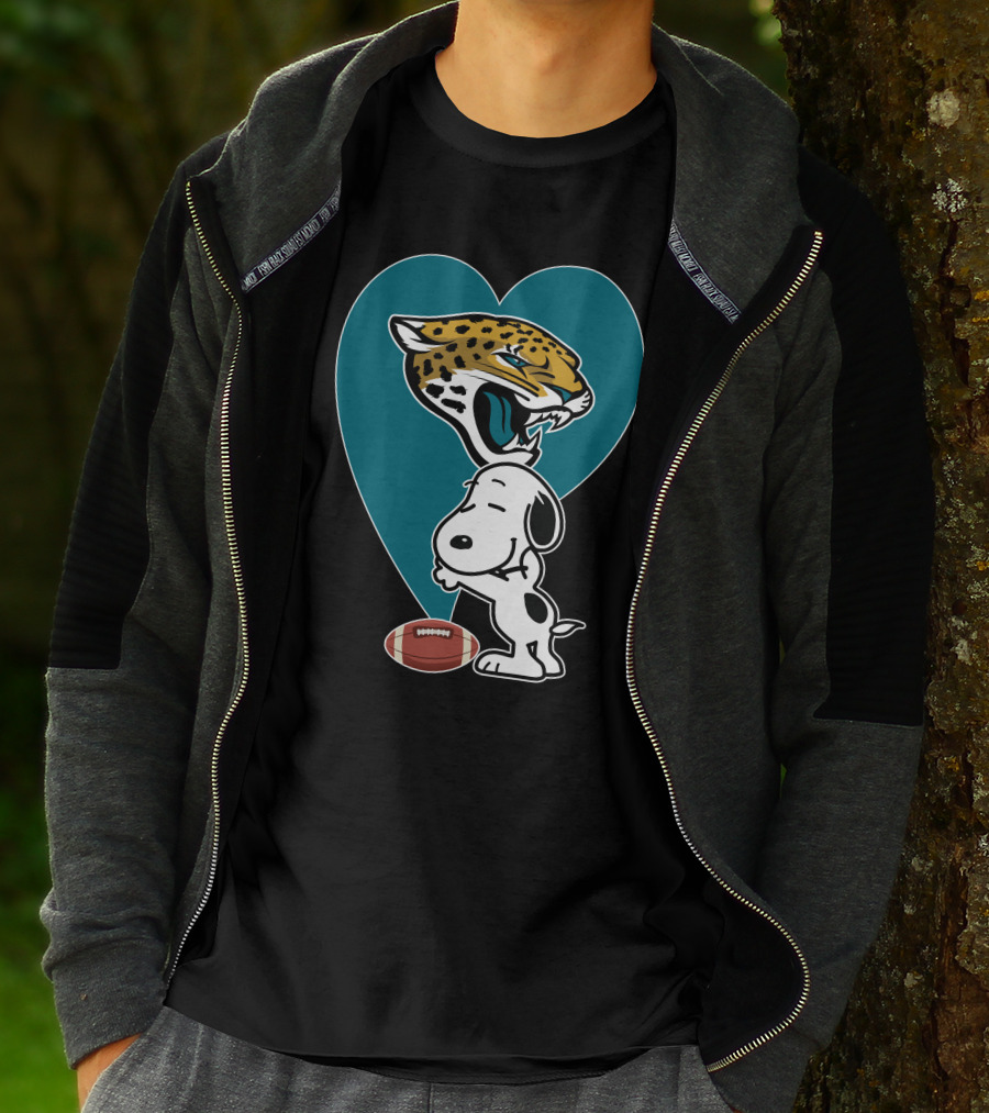 Jacksonville Jaguars Snoopy Heart Football Hug T-Shirt