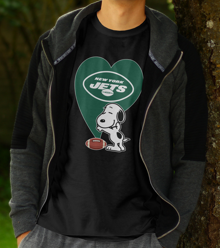New York Jets Football Heart Snoopy Hug T-Shirt