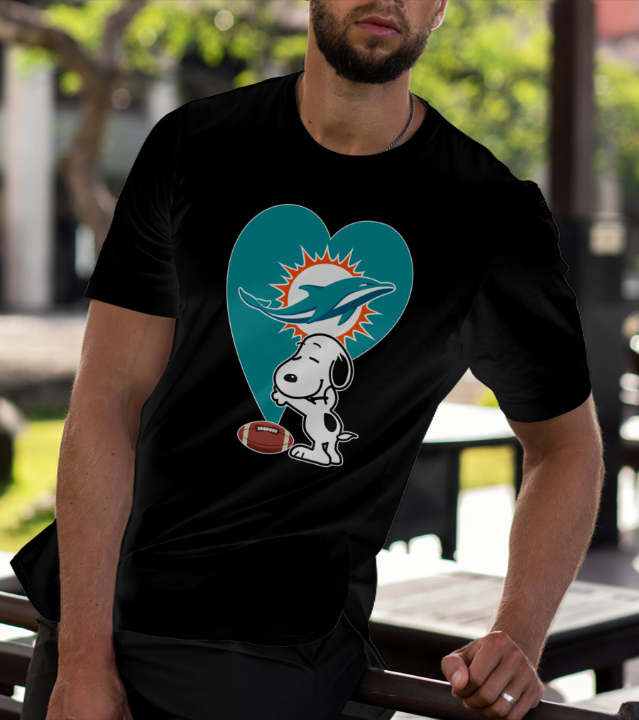 Miami Dolphins Snoopy Heart Hug Football T-Shirt