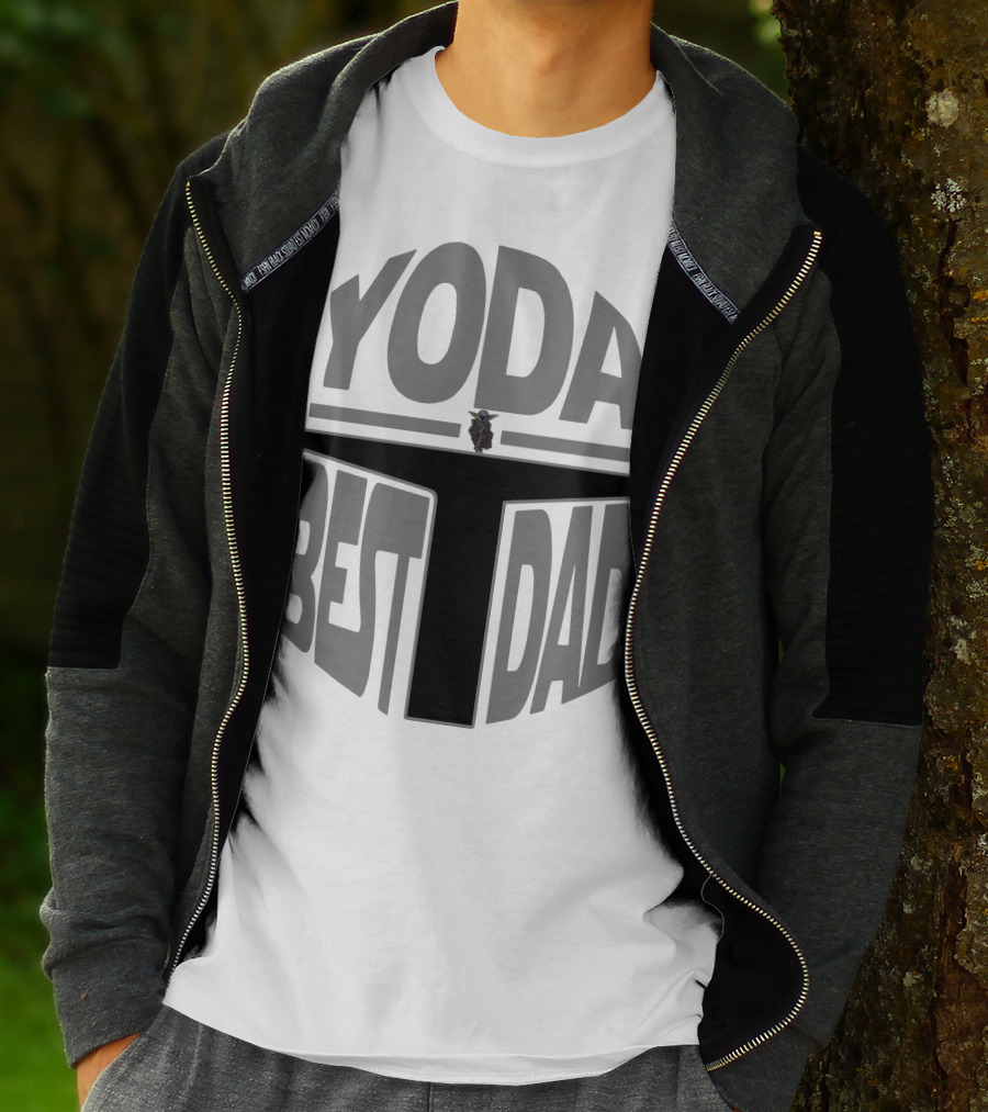 Yoda Best Dad The Mandalorian Helmet Baby Yoda T-Shirt