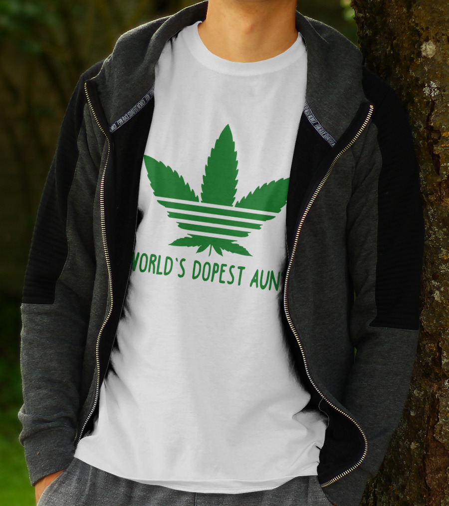 World's Dopest Aunt Marijuana Leaf Stripes T-Shirt