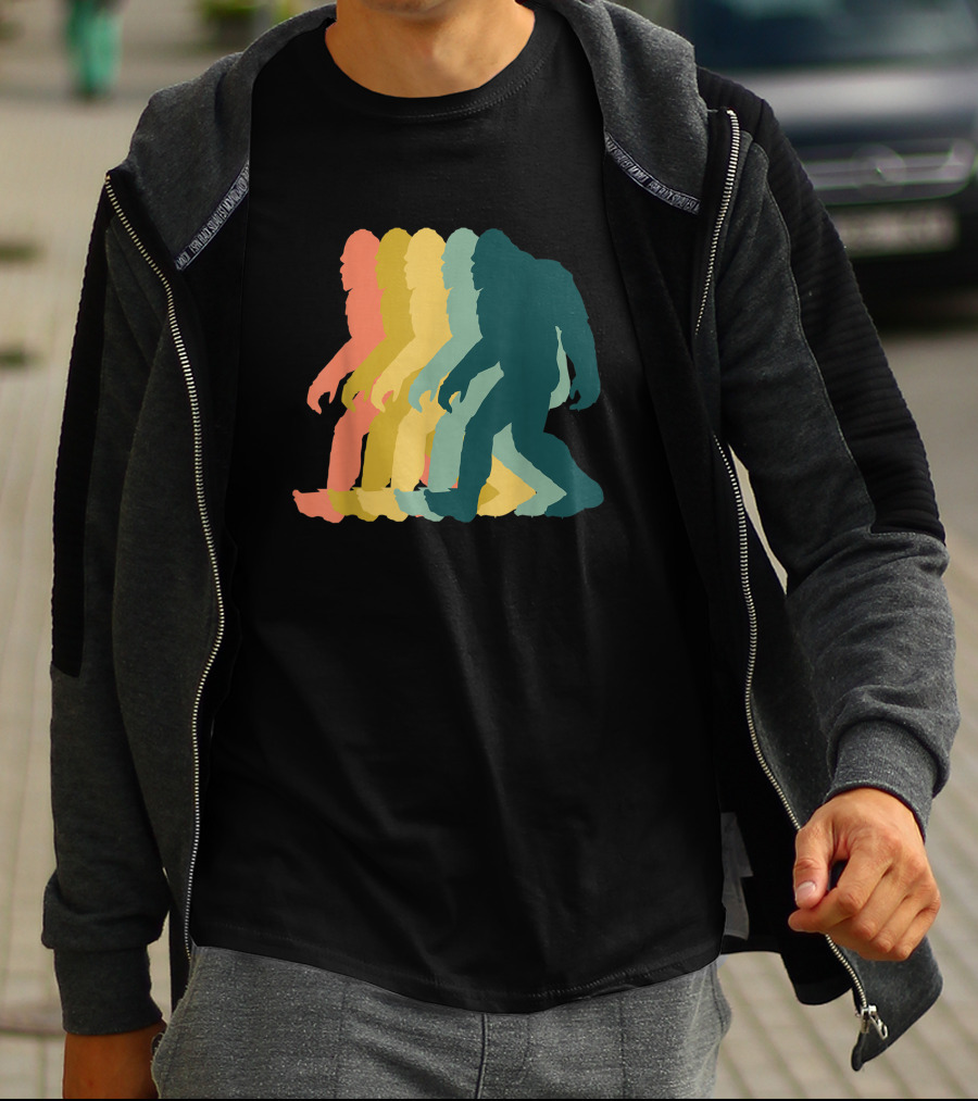 Vintage Retro Rainbow Walking Bigfoot Silhouette 1970s T-Shirt