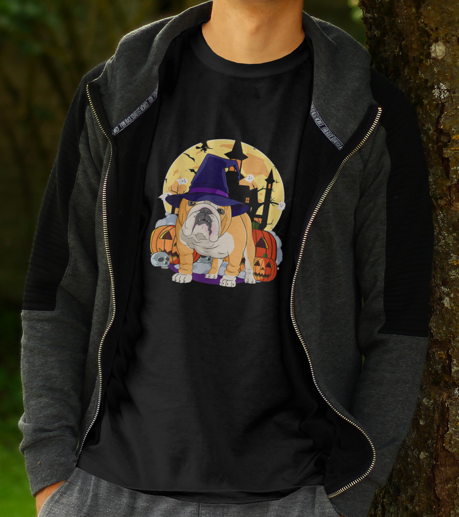 English Bulldog Witch Hat Halloween Pumpkins And Haunted House T-Shirt