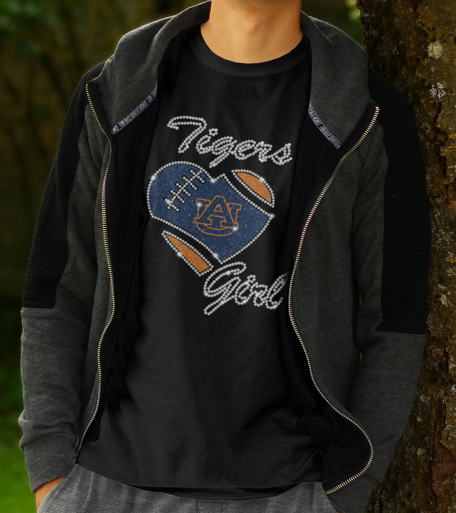 Auburn Tigers Girl Football Heart T-Shirt