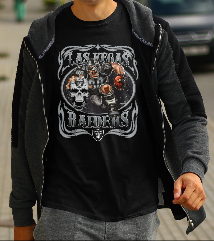 Las Vegas Raiders Skull And Player Charging With Football T-Shirt