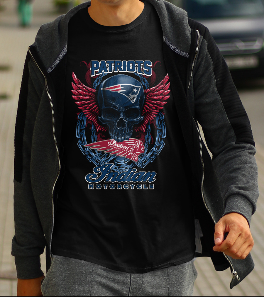 Patriots Skull With Indian Motorcycle Wings And Chains T-Shirt
