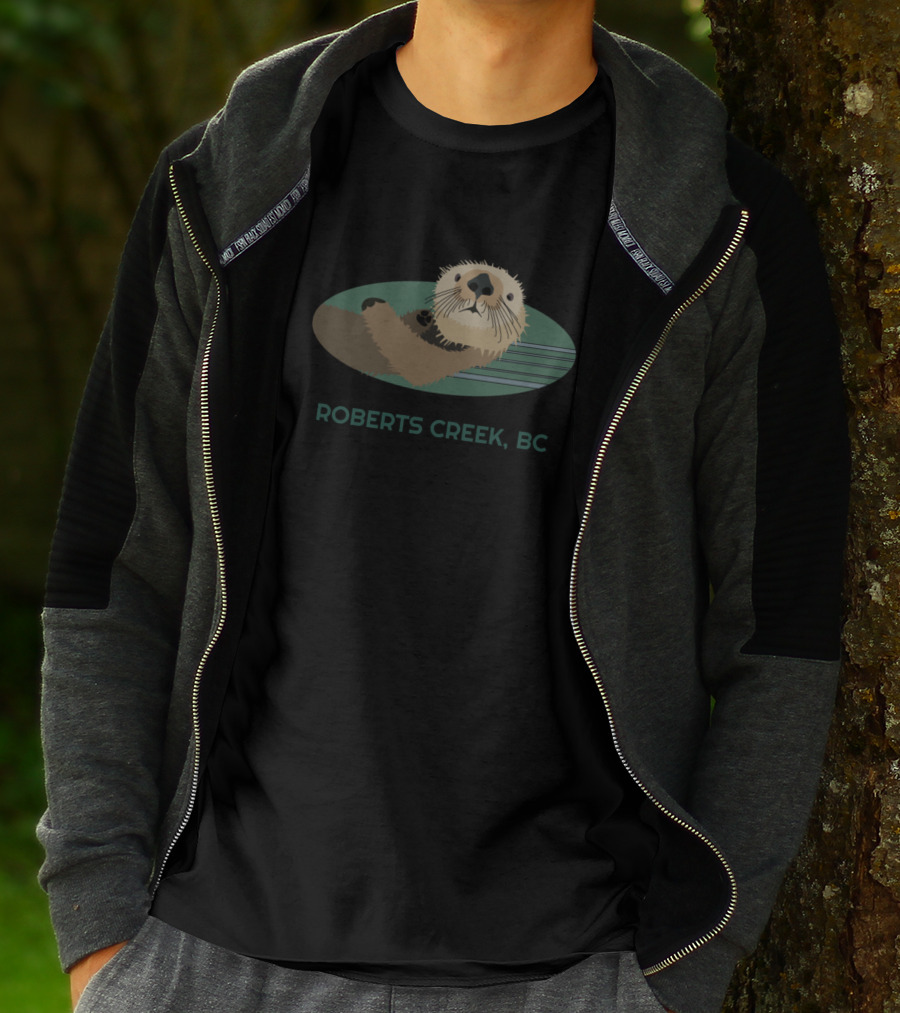Cute Otter Roberts Creek BC Wildlife T-Shirt