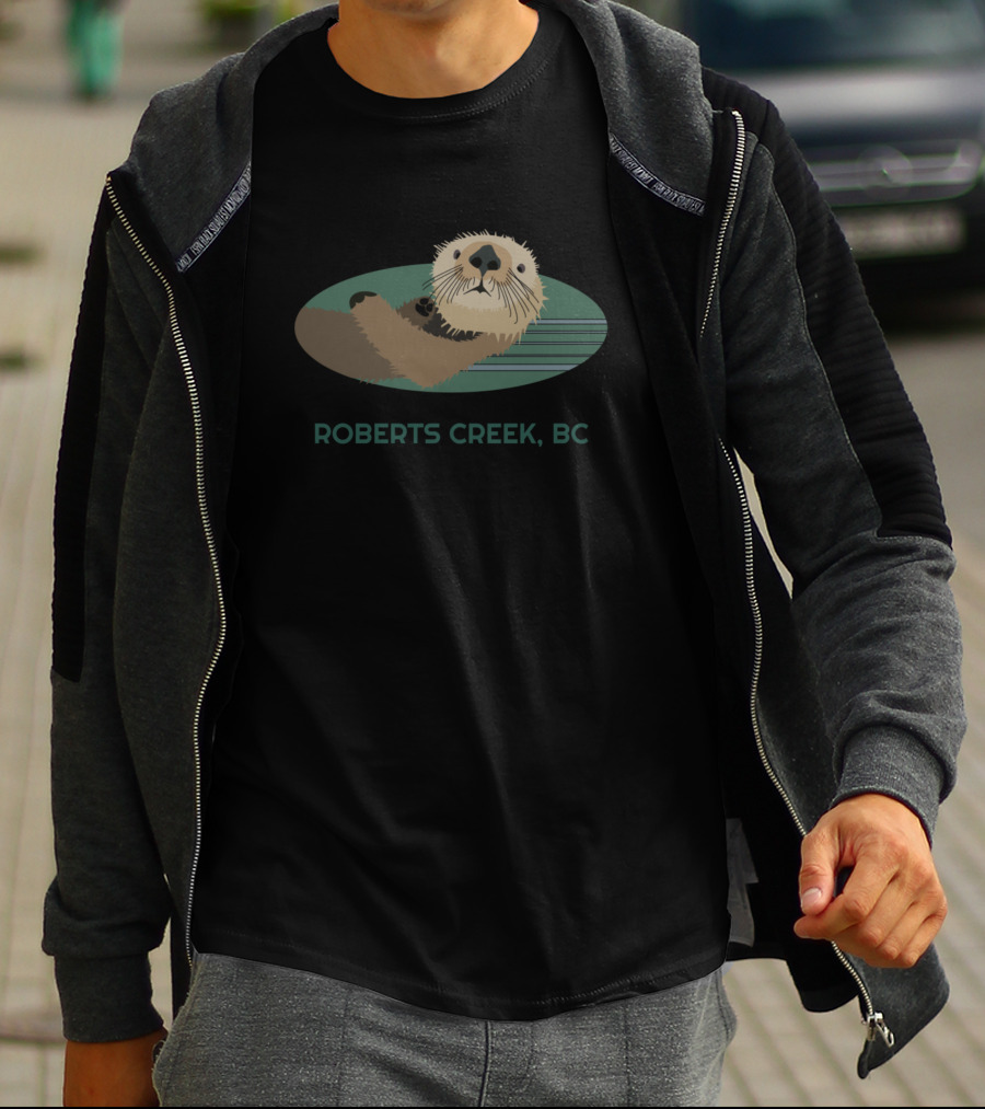 Cute Otter Roberts Creek BC Wildlife T-Shirt