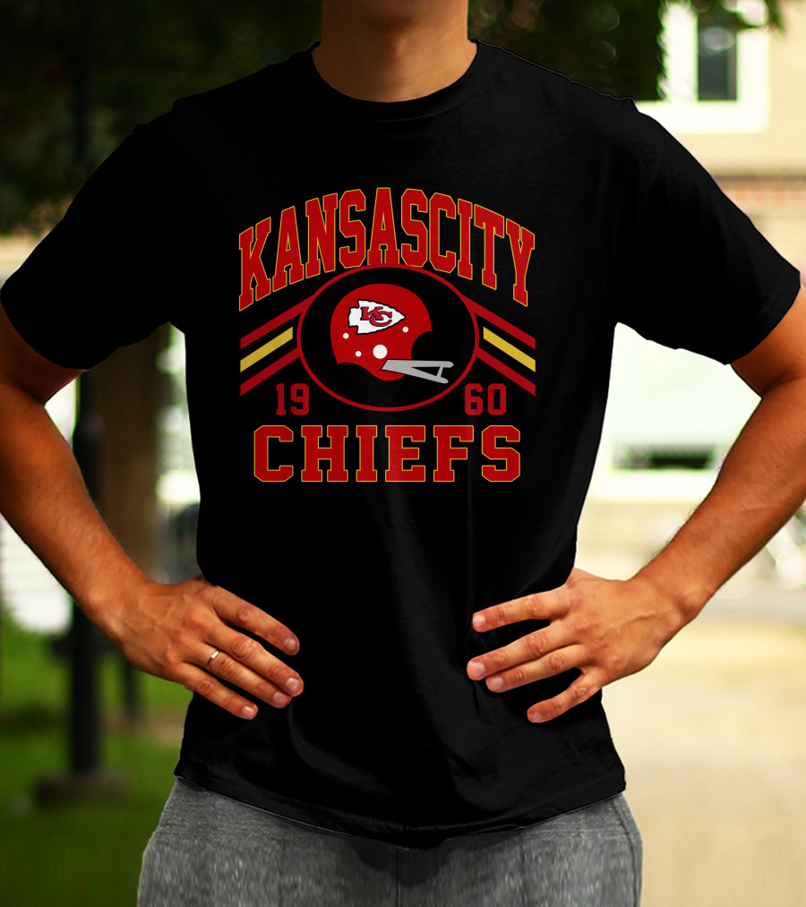 Kansas City Chiefs 1960 Helmet Retro T-Shirt