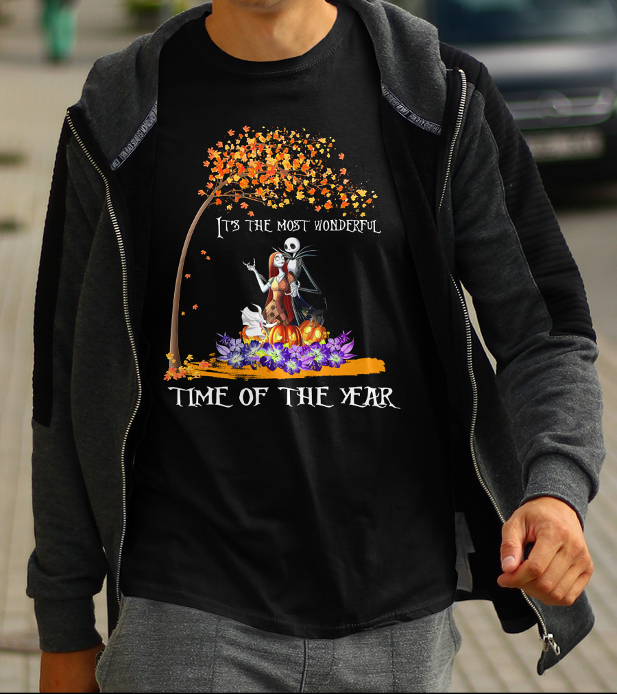 It's The Most Wonderful Time Of The Year Halloween Tree Pumpkins и Flowers T-Shirt