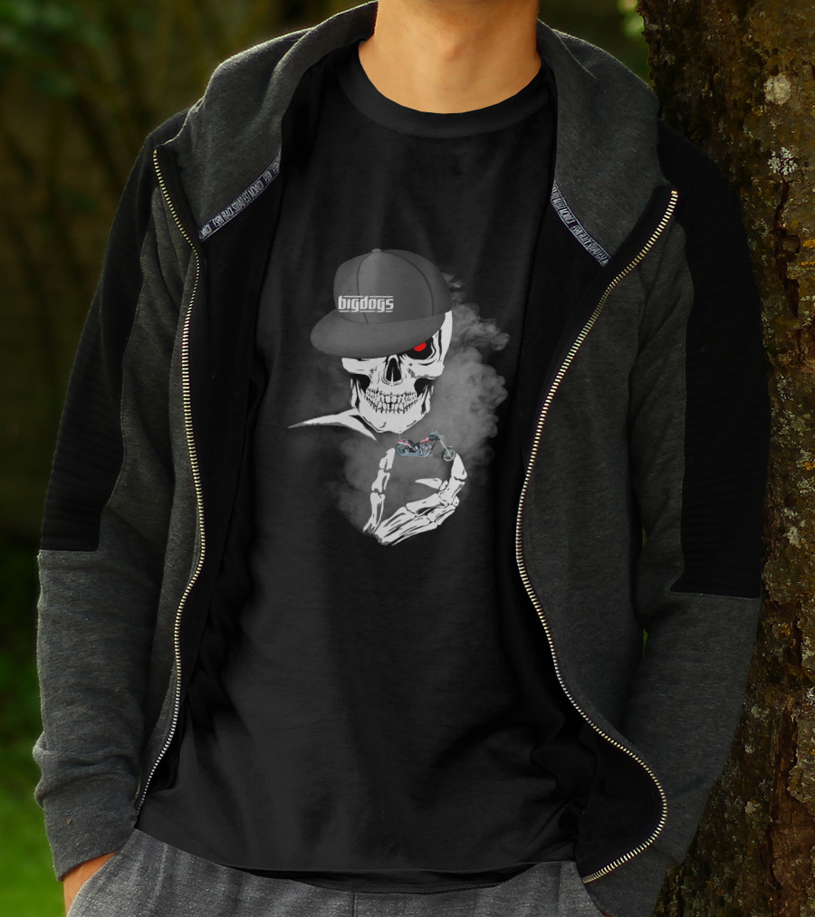 Big Dogs Motorcycle Riders Skull With Hat And Smoke Motif T-Shirt