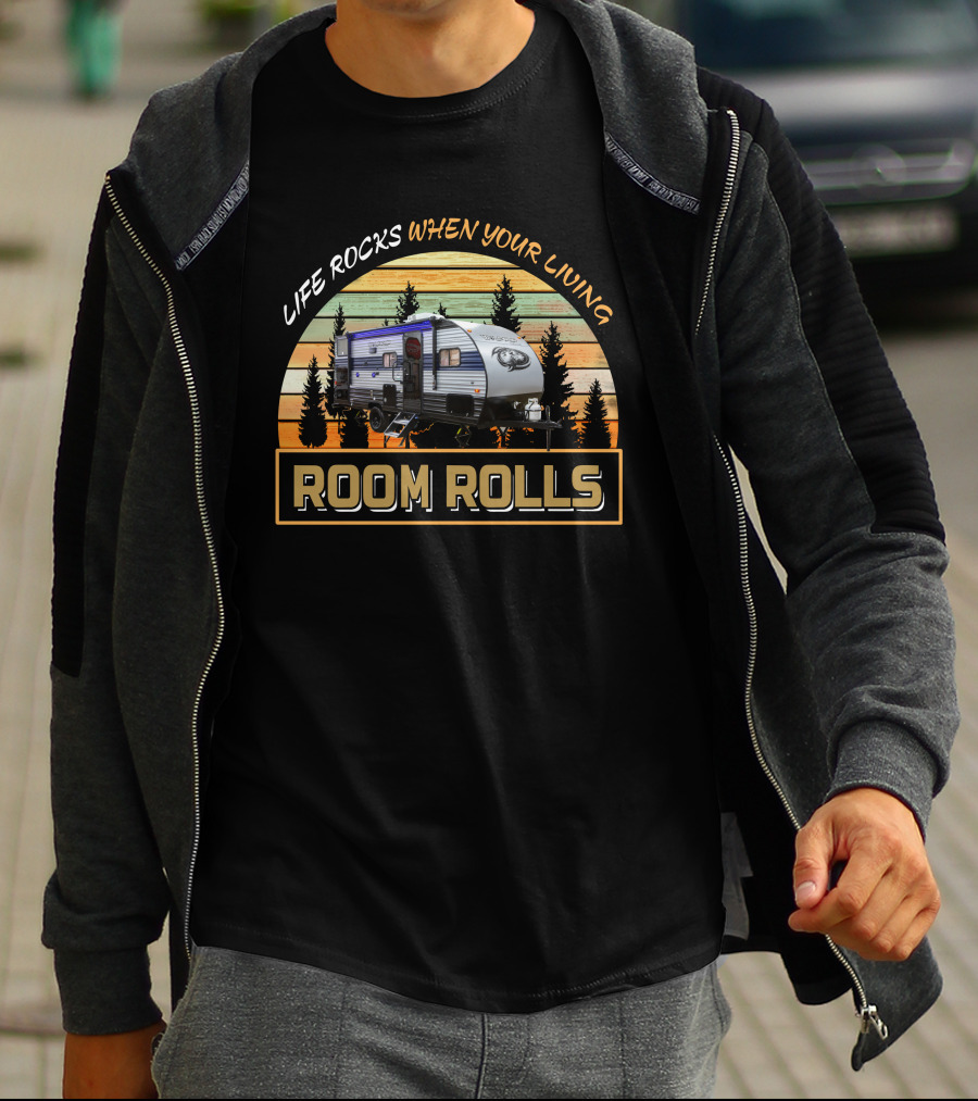 LIFE ROCKS WHEN YOUR LIVING ROOM ROLLS Wolf Pup 17JG Camper Forest Background T-Shirt