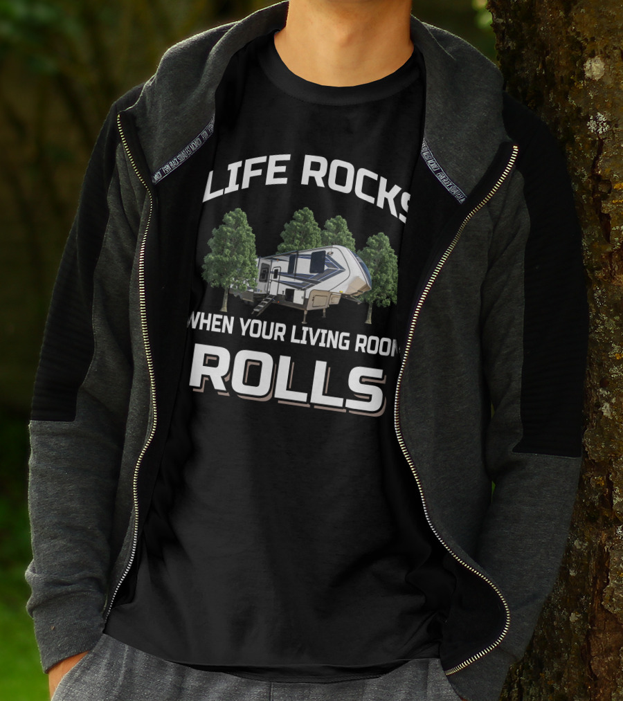 LIFE ROCKS WHEN YOUR LIVING ROOM ROLLS GRAND DESIGN MOMENTUM 351M T-Shirt