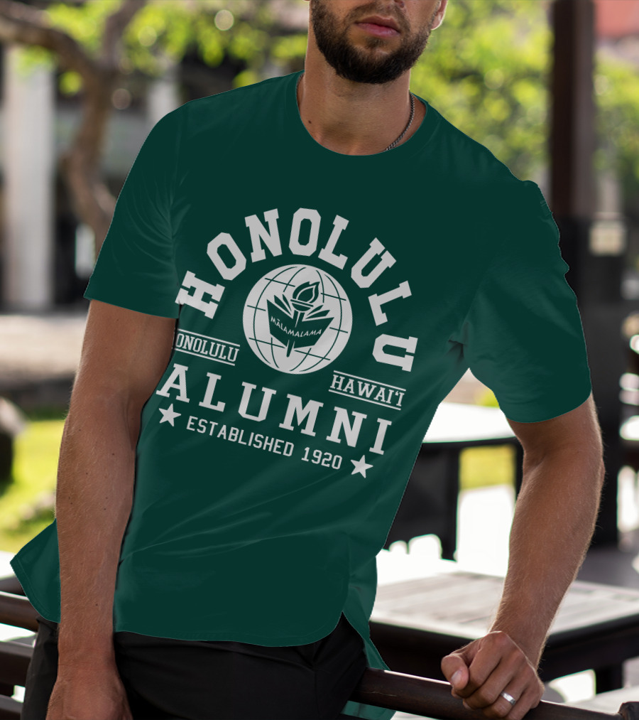 Honolulu Hawai'i Alumni Mālamalama Established 1920 T-Shirt