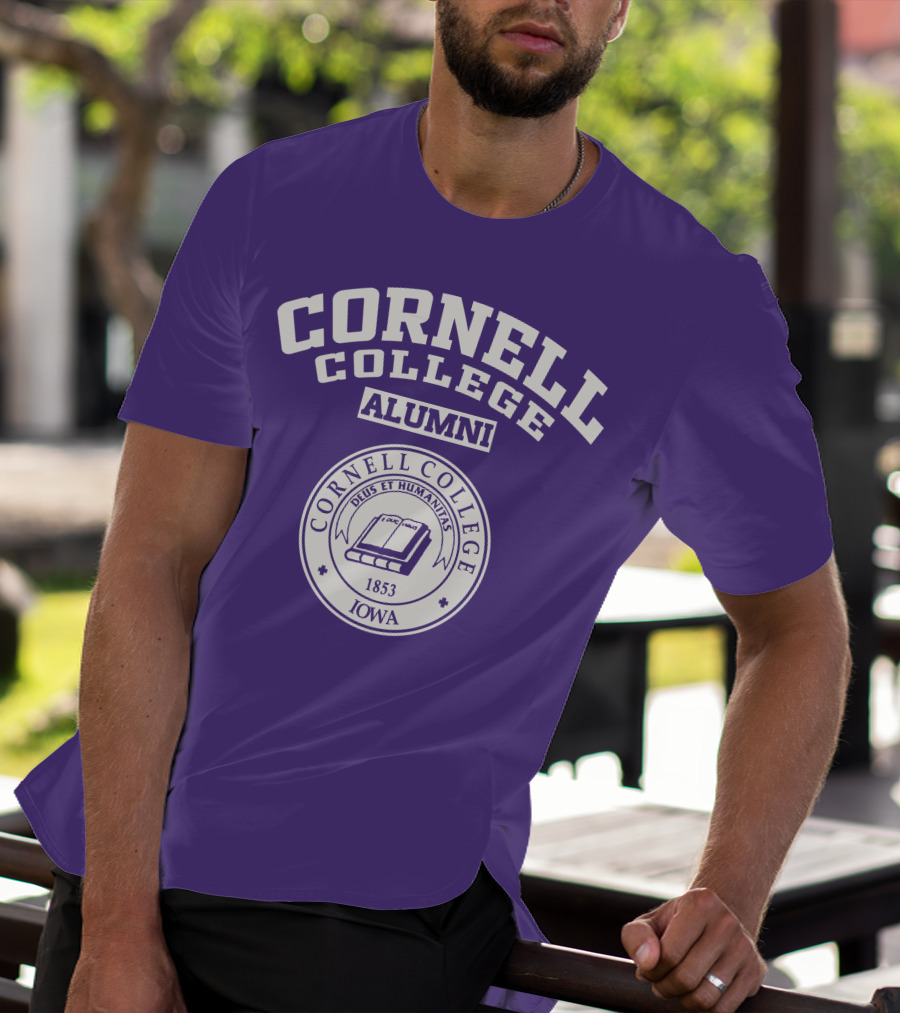 Cornell College Alumni Seal 1853 Iowa Deus Et Humanitas T-Shirt