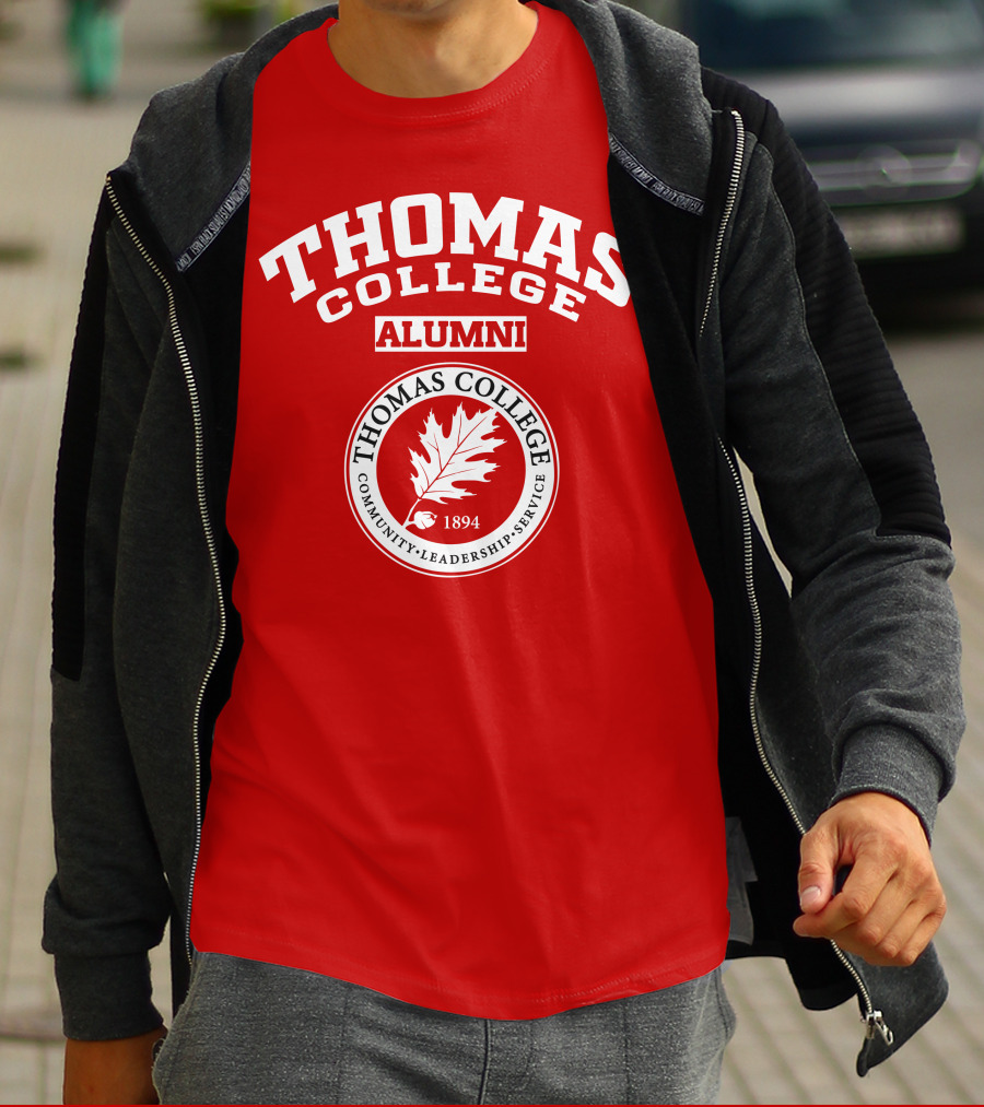 Thomas College Alumni Community Leadership Service 1894 T-Shirt