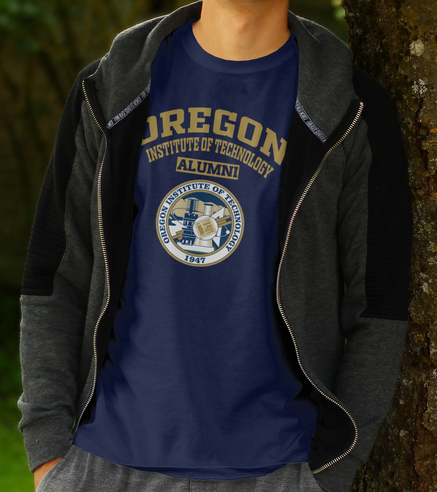 Oregon Institute Of Technology Alumni 1947 Crest T-Shirt