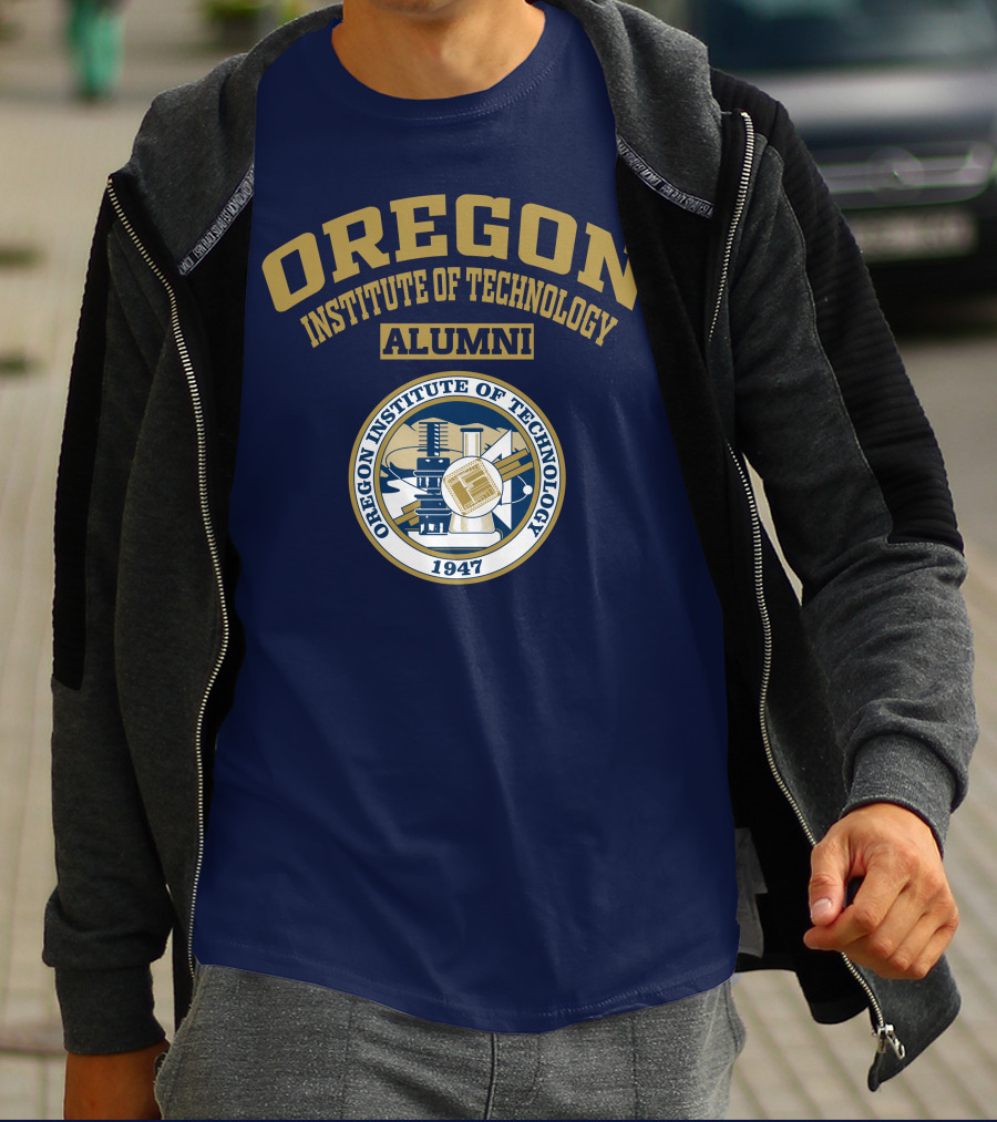 Oregon Institute Of Technology Alumni 1947 Crest T-Shirt