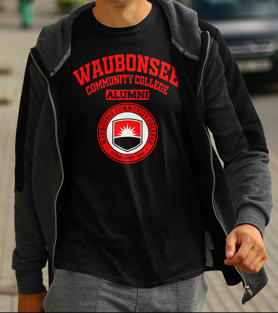 WAUBONSEE COMMUNITY COLLEGE ALUMNI ESTABLISHED 1966 T-Shirt