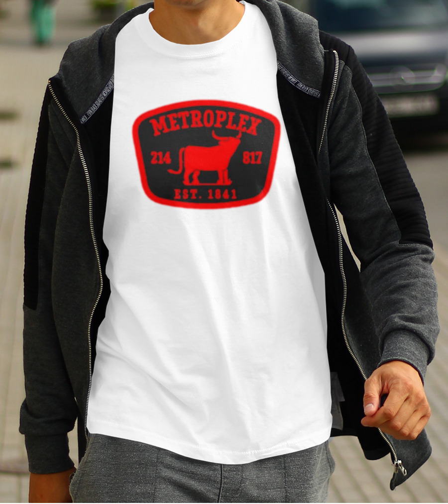 Metroplex 214 817 Est 1841 Longhorn Patch T-Shirt