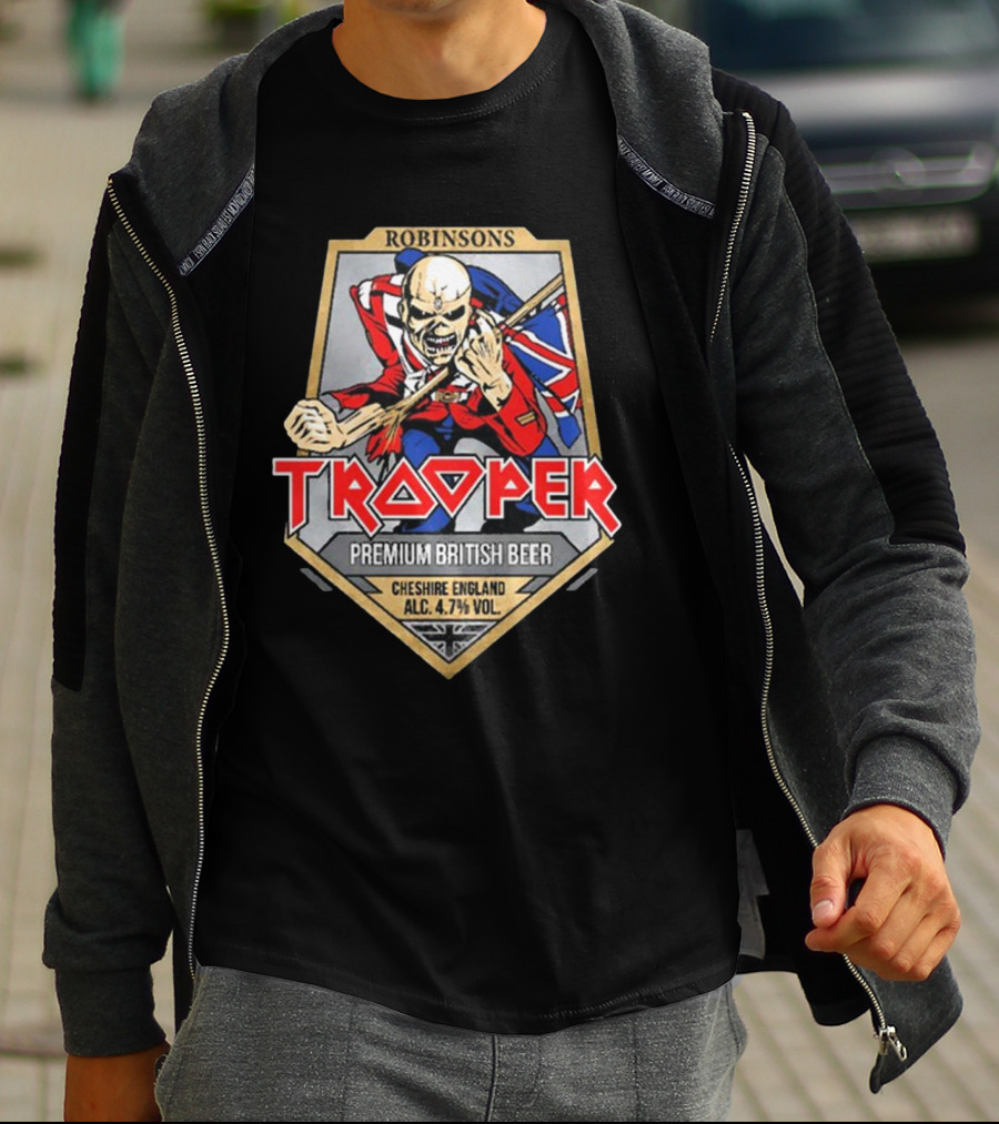 Robinsons Trooper Premium British Beer Cheshire England 4.7% Vol T-Shirt