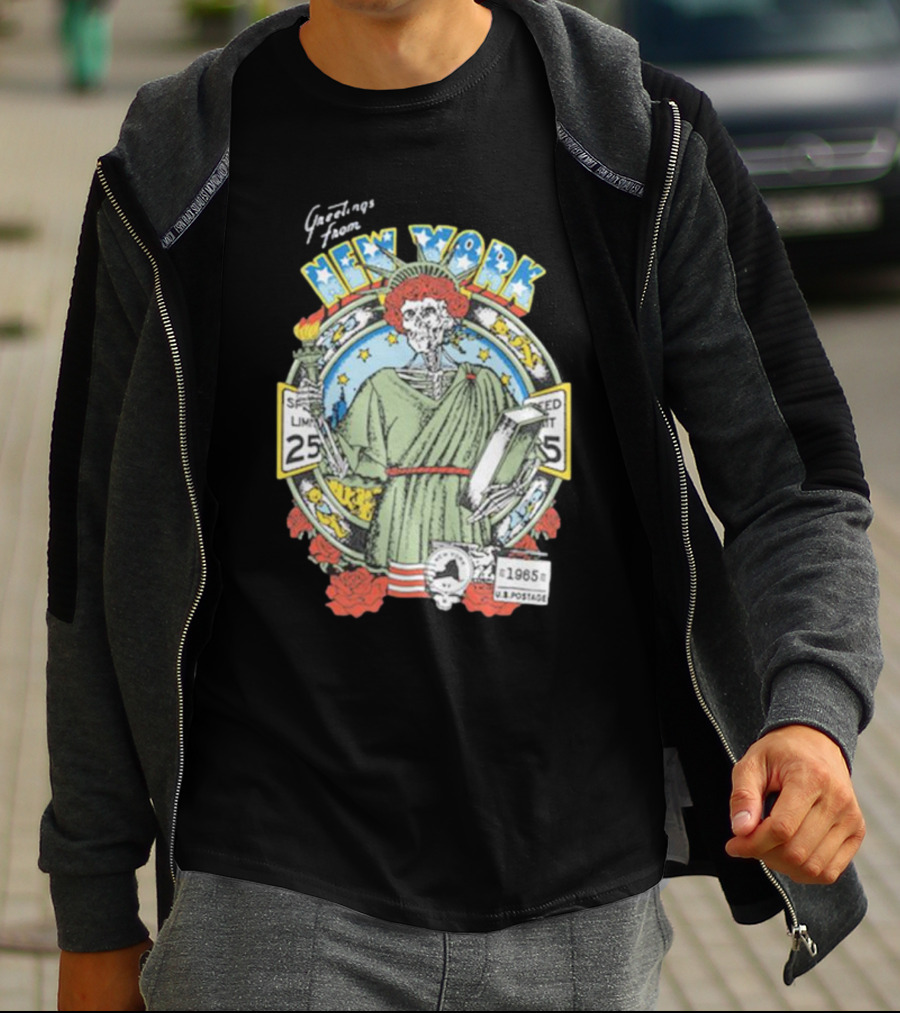 Greetings From New York Grateful Dead 1985 Skeleton Liberty Stamp United States T-Shirt