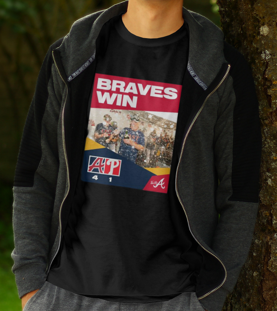 BRAVES WIN ATLANTA 4-1 PHILLIES T-Shirt