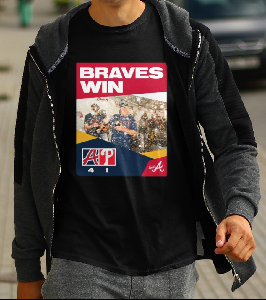 BRAVES WIN ATLANTA 4-1 PHILLIES T-Shirt
