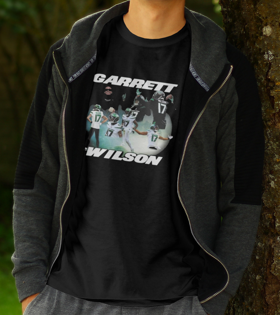 Garrett Wilson New York Jets Dynamic Football Action Montage T-Shirt