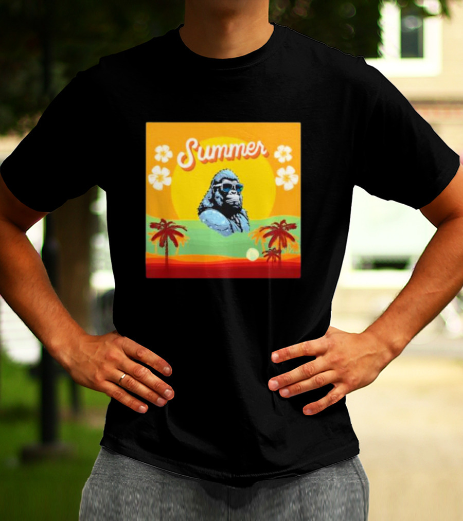 Summer Gorilla Beach Palm Trees Sun Vintage Retro T-Shirt