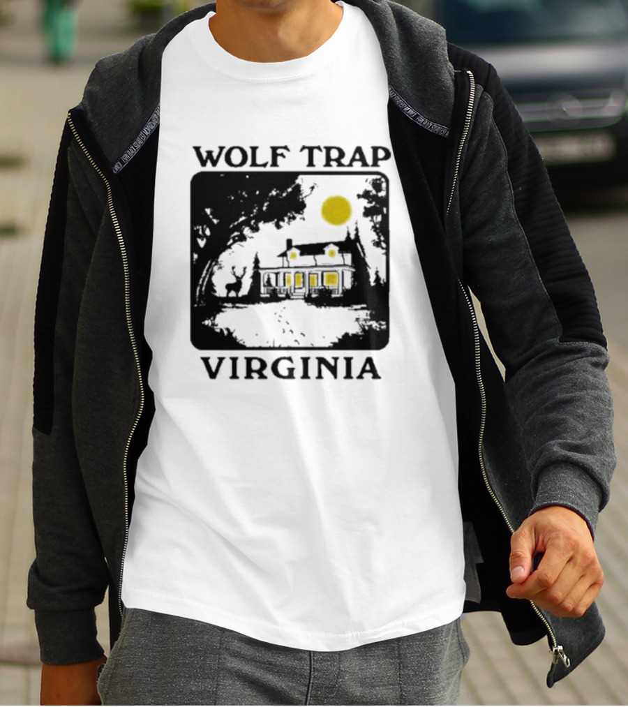 Wolf Trap Virginia Moonlit House Scene T-Shirt