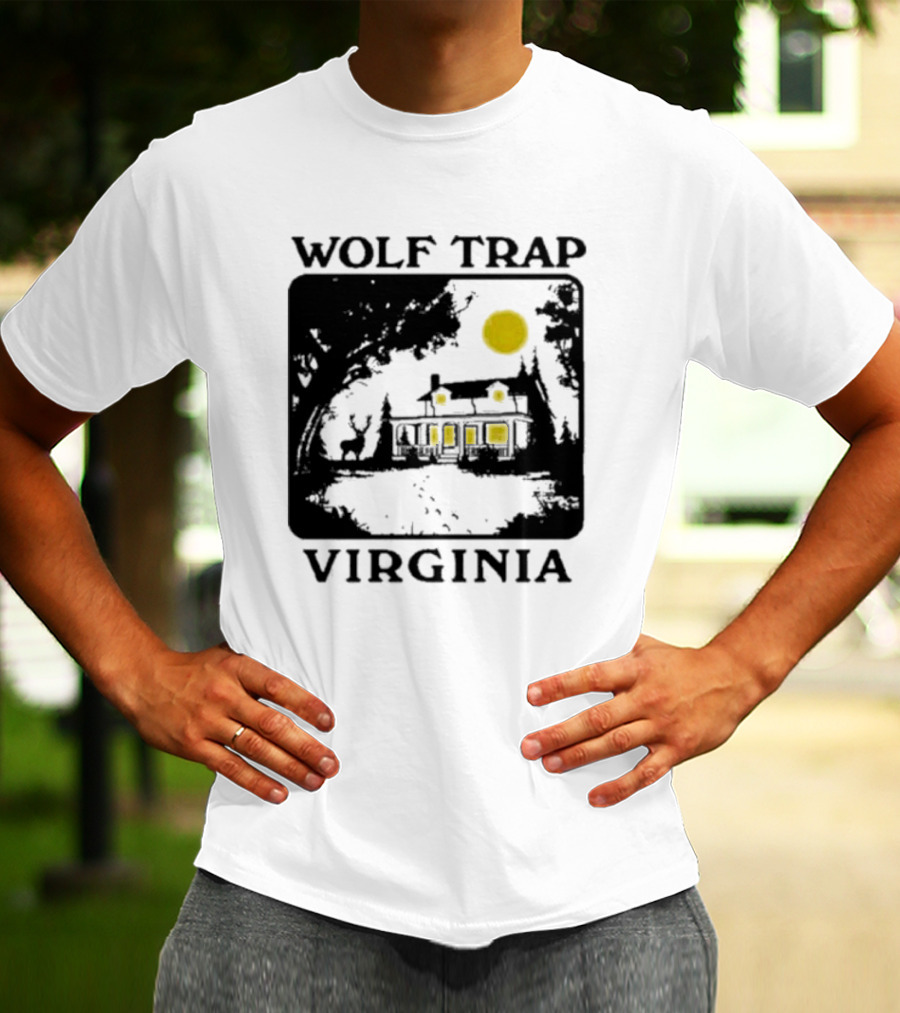 Wolf Trap Virginia Moonlit House Scene T-Shirt