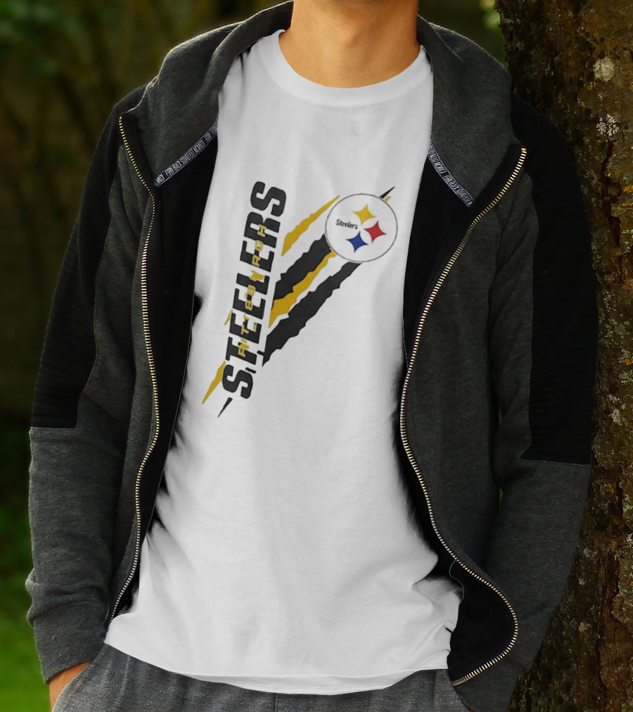 Pittsburgh Steelers Yellow Scratch Emblem T-Shirt