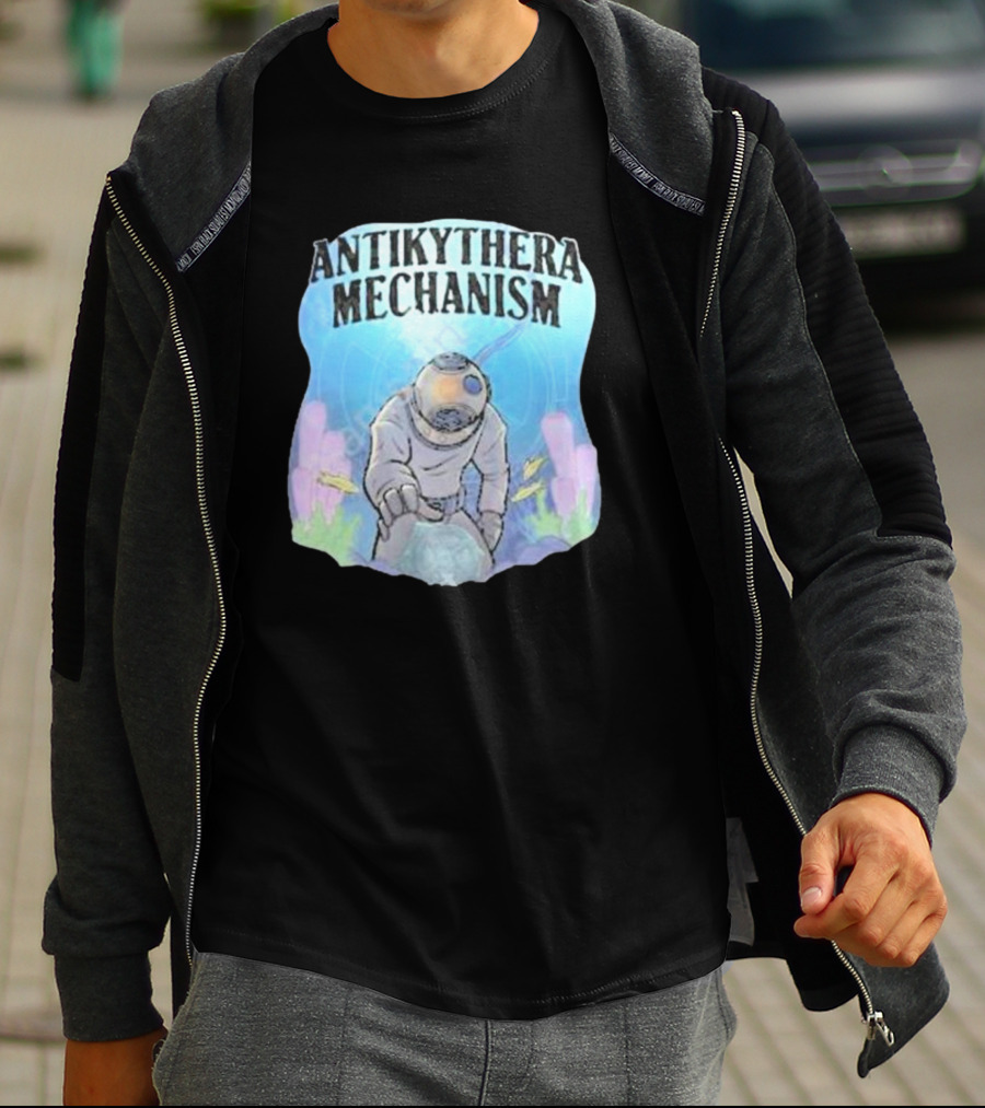 Antikythera Mechanism Diver Exploring Underwater Mystery T-Shirt