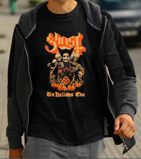 Ghost Un Hallows Eve Skeletons And Pumpkins T-Shirt